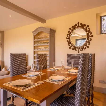 French With Pool & Games Prázdninový dům Damiatte