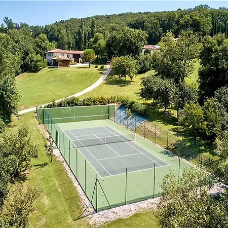 Σπίτι διακοπών French With Pool & Games