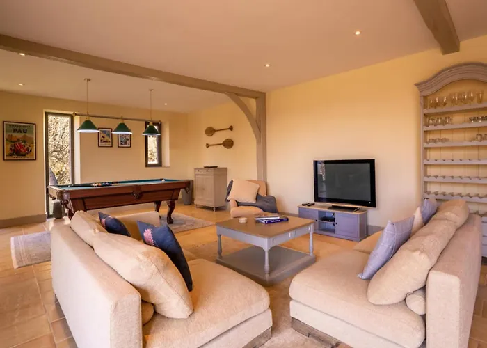 Prázdninový dům French With Pool & Games Damiatte