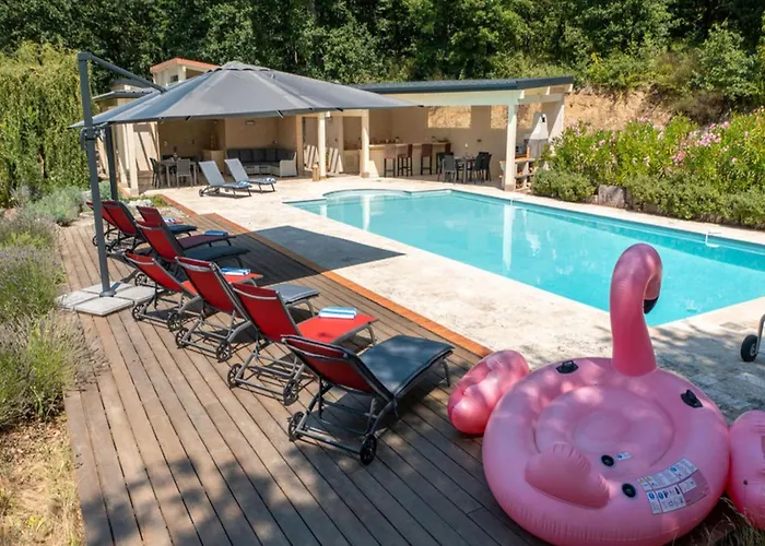 French With Pool & Games Holiday home Damiatte